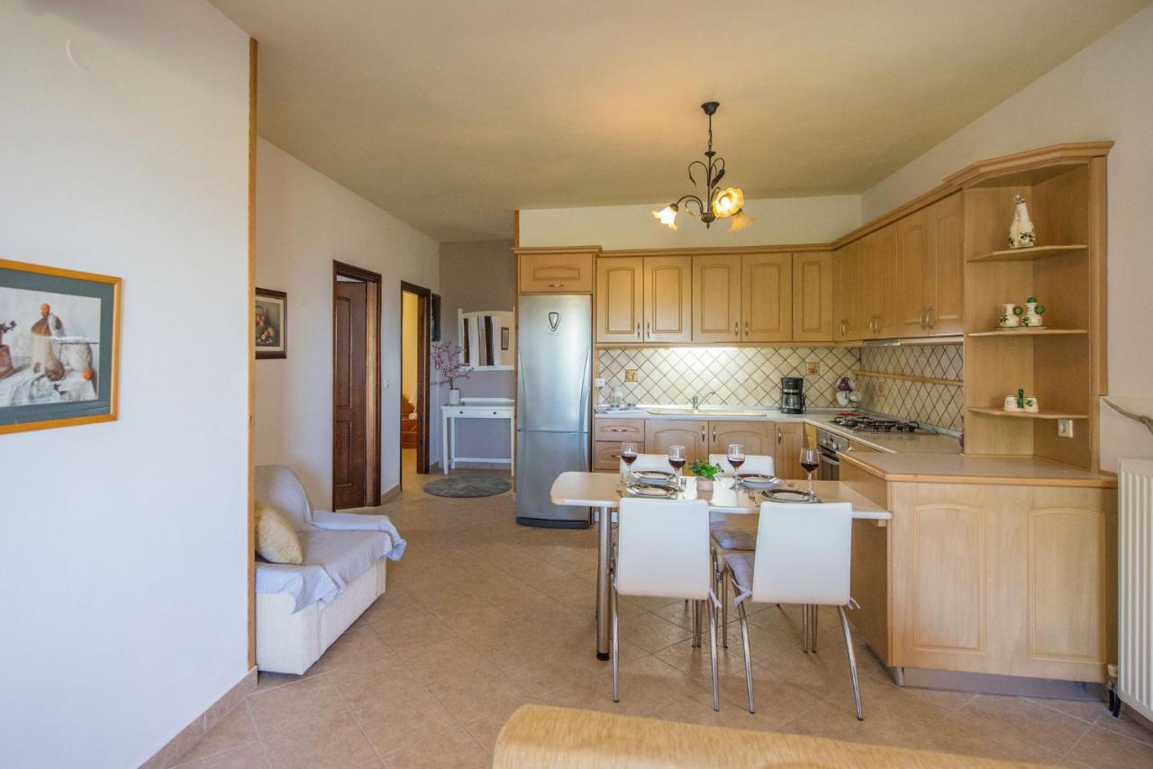 Nicoles Houses Arillas  Luaran gambar