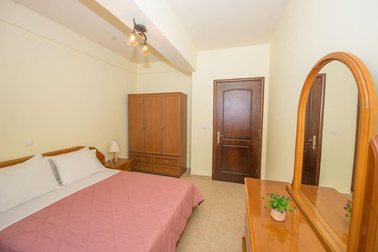 Nicoles Houses Arillas  Luaran gambar
