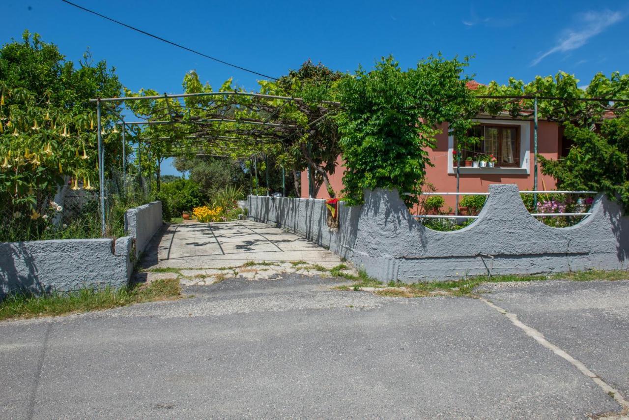 Nicoles Houses Arillas  Luaran gambar