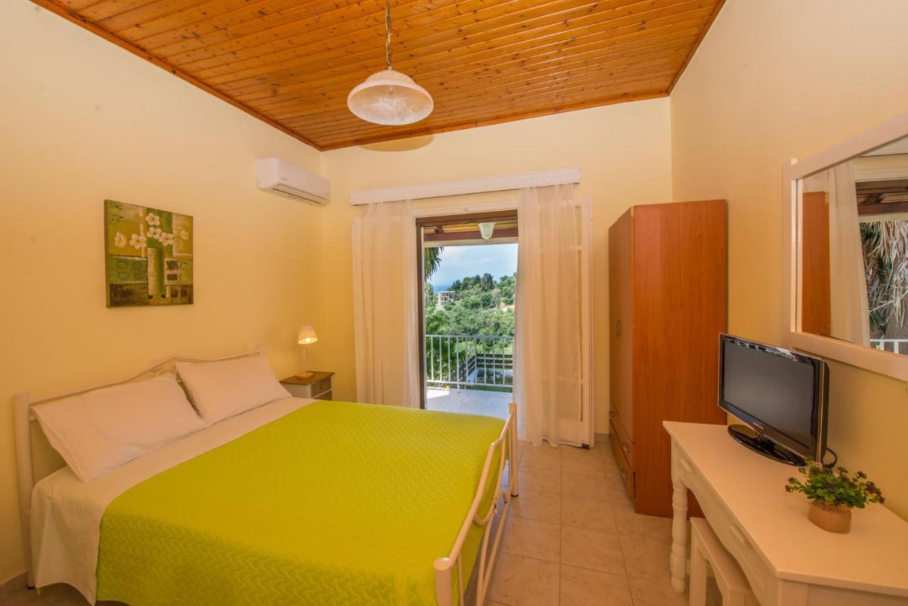 Nicoles Houses Arillas  Luaran gambar